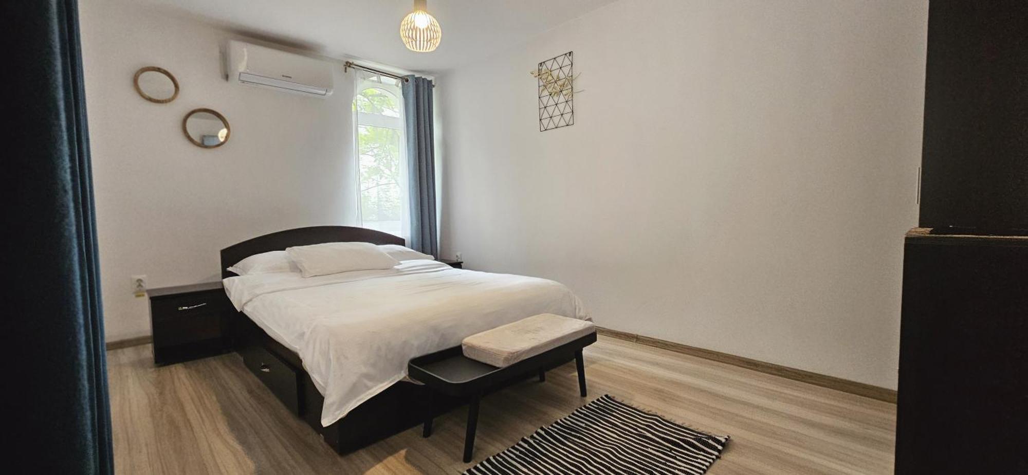 Hillside Hotel Oradea Bagian luar foto